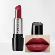 Laden Sie das Bild in den Galerie-Viewer, Mary Kay Gel Semi-Shine Lipstick